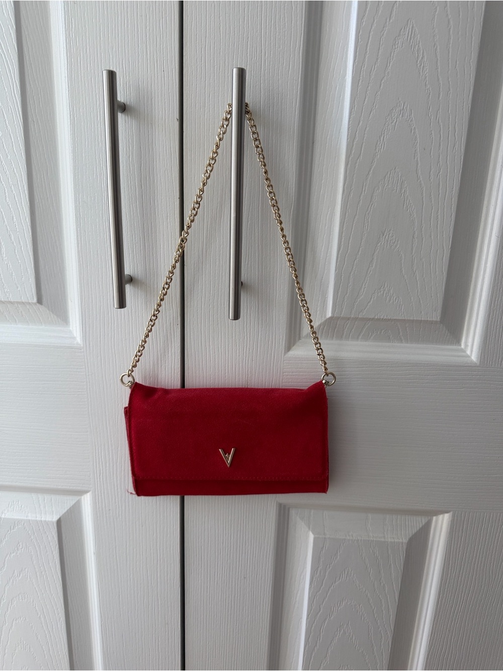 V Logo Red Mini Chain Shoulder Bag